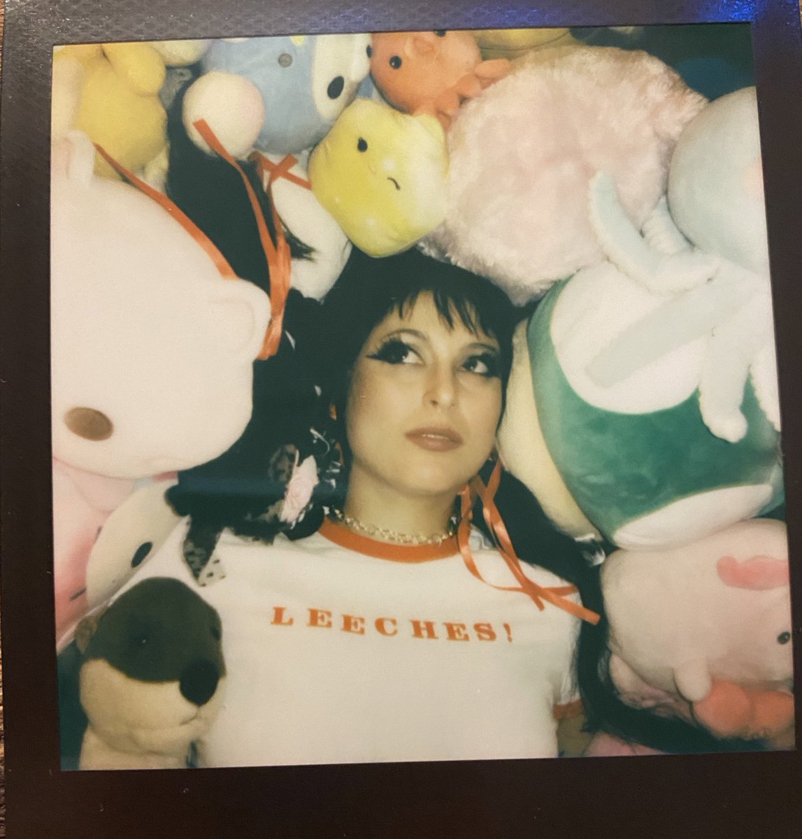 ROSES ARE RED 🌹 PLUSHIES ARE SOFT 🧸 I’M STUCK ON U LIKE LEECHES 🩸 PLEASE DONT RIP ME OFF 🥺 new song out next week 4/30 on @GetBetterRecs 🥰