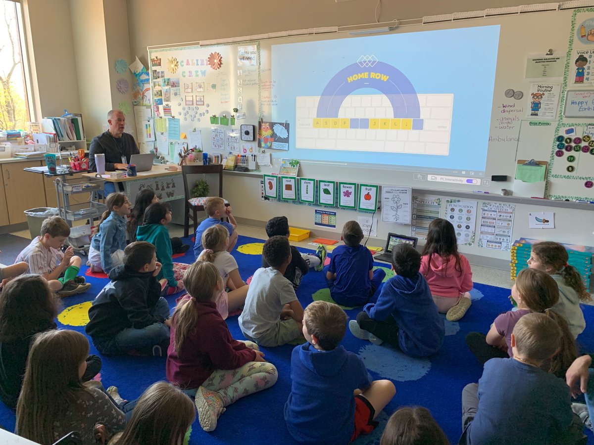 Special thanks to Mr. Dale for visiting with Mrs. Caliri's 2nd Garde classroom today. Our students loved the introductory lesson on typing and keyboarding skills! Way to go students and Mr. Dale! <a href="/Methacton/">Methacton Schools</a> <a href="/bradjdale/">Brad Dale</a>