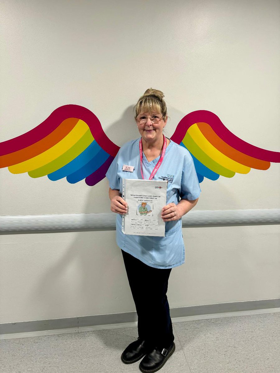 Congratulations to our fabulous Kathy on the completion of her band 3 HCSW critical care competencies @MWLNHS 
We are all very proud of you 👏