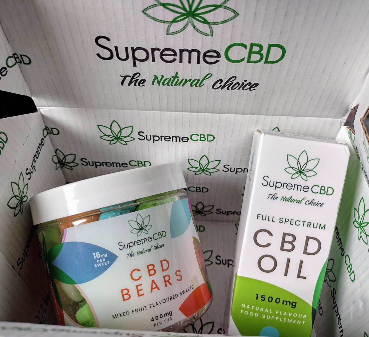 Look what just arrived 😊. Thanks so much @afowler06 @supreme_cbd for the giveaway prize. You really do look after your customers 😊💚👍🏼#magicinabottle #SupremeCBD