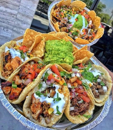 What's the first word that comes to mind when you see this array of tacos? 🌮
