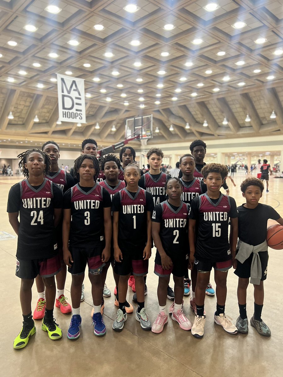 Took my lil jokers to Made Hoops Spring Circuit & came back 3-1. These young men have always been “the roster fillers” on previous teams but now they get to show what they’re capable of doing as a collective unit! Team United Johnson ‘28!!