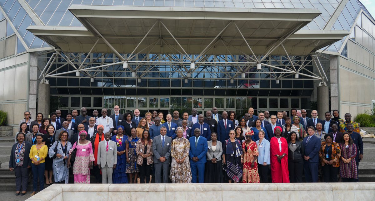 #HappeningNow : African decision makers, Resident Coordinators & others gain insights on carbon market development & UN support, in a @UN hosted dialogue linked to #ARFSD2024. By putting a price on carbon emissions, stakeholders are encouraged to invest in sustainable practices.