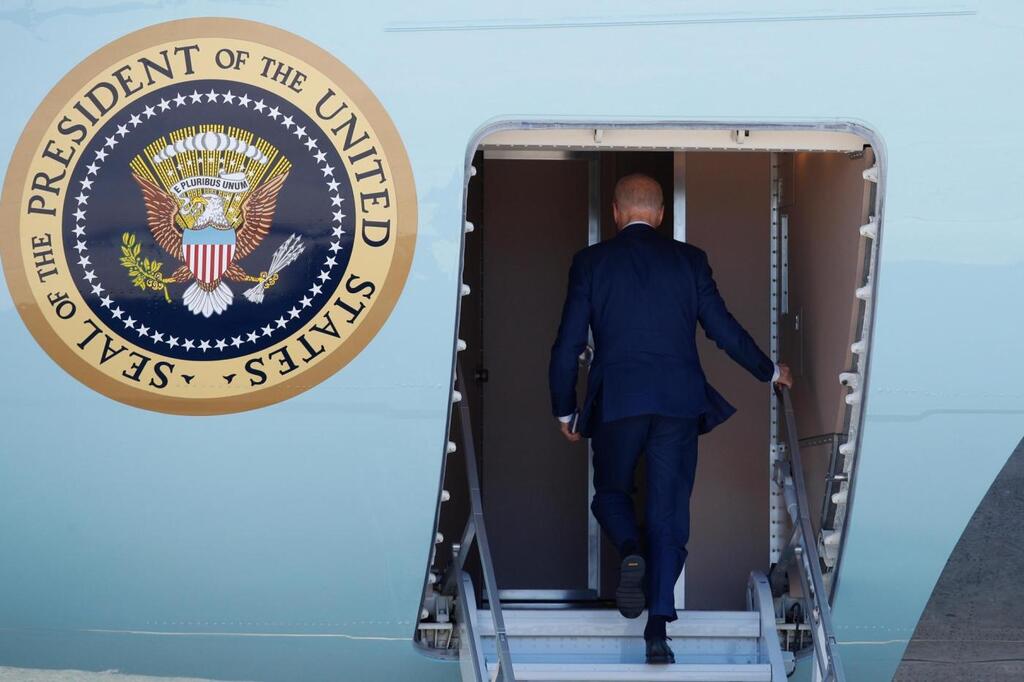 When it comes to government planes and political trips, who pays for a president’s campaign travel? 
By CHRIS MEGERIAN (Associated Press)

WASHINGTON (AP) — It’s no simple matter to move the commander in chief from point A to B, and it’s even more compli… ift.tt/rqvCmPN