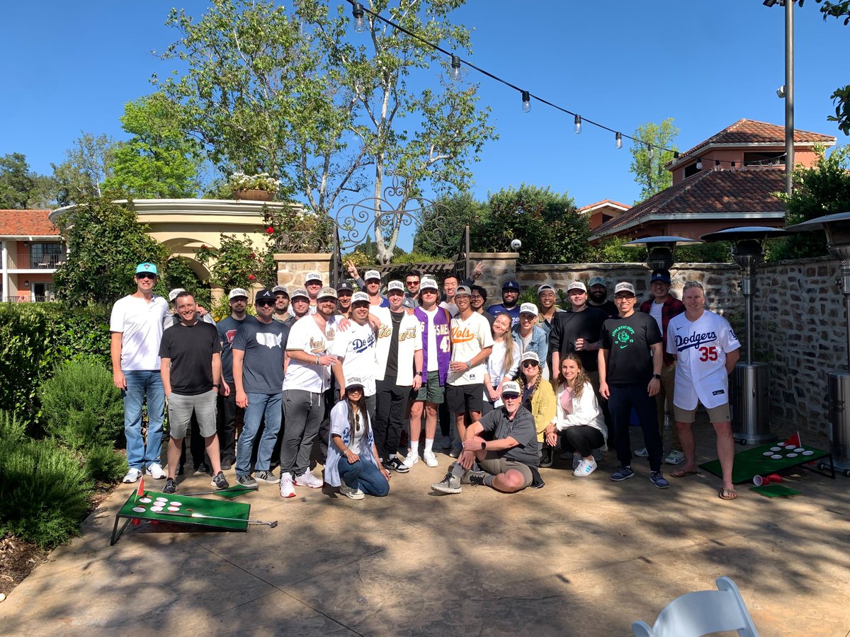 TicketManager's tweet photo. 🍻It's always a great time when the #TicketManager team gets together!🍻
Last Friday, our team traveled to our LA, NY and AZ offices for our Q1 Recap/Q2 Kickoff meetings where we celebrated a great Q1!🎉
#SportsBusiness x #SportsTech https://t.co/abmtCUdVuI