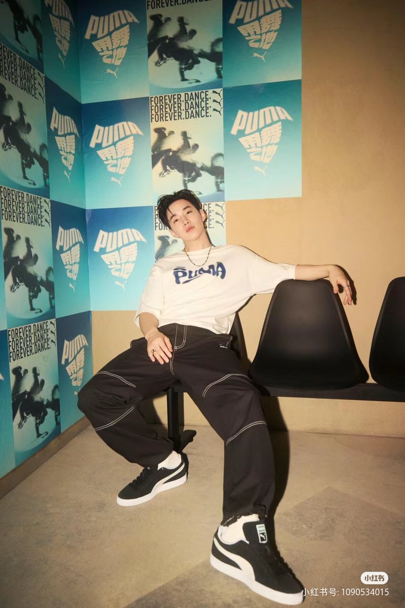 240422 HENRY X PUMA 

 #HenryLau #헨리 #刘宪华

Cr: Freestyle潮流播报

(1/3)