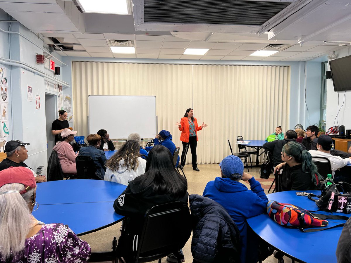 Riis is grateful to have partnered with MENTOR New York, CoGenerate, and @scs4ny for an intergenerational financial literacy project! Our 1st session took place last week and included topics such as Sharing Wisdom from our older adults and Breaking Down Barriers for our youth.