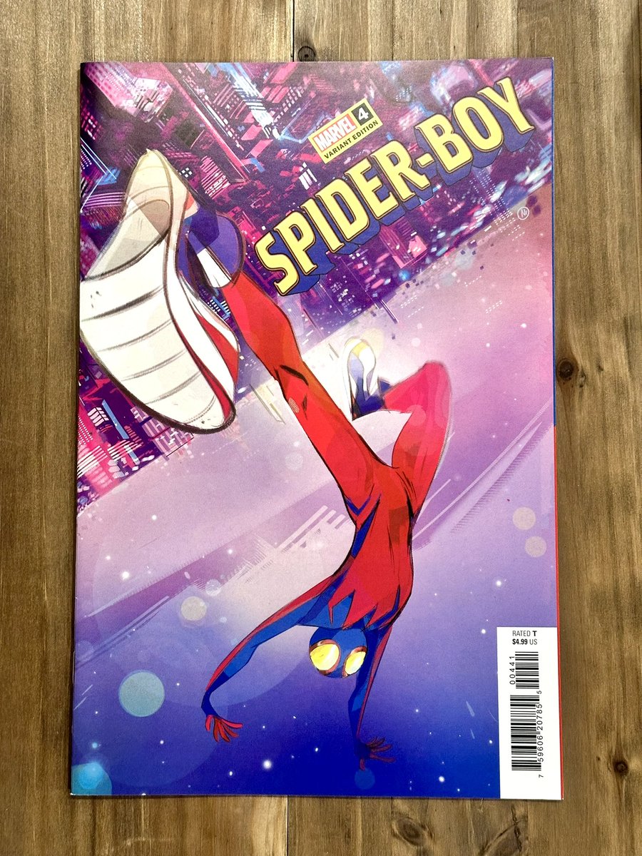 🚨PHYSICAL COMIC GIVEAWAY🚨 We're giving away this physical variant of Spider-Boy #4, which is the Rare digital variant on @veve_official! To enter, all you have to do is be subscribed to our newsletter by the time Issue #11 goes out on Thursday, April 25th. SIGN UP HERE: