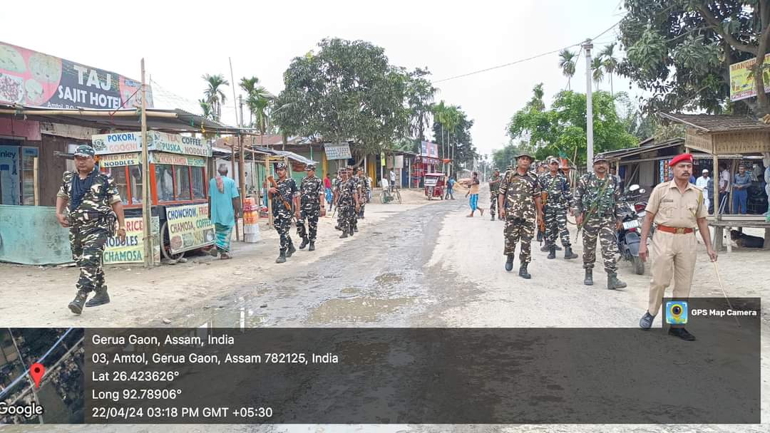 Area domination conducted by PS staff and CAPF personnel under Khatowal PS and Jajori PS area. @gpsinghips @assampolice @d_mukherjee_IPS @dc_nagaon @diprnagaon