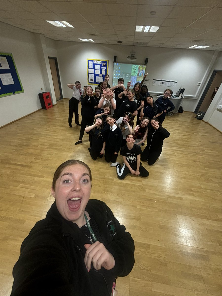 Performing Arts tweet media