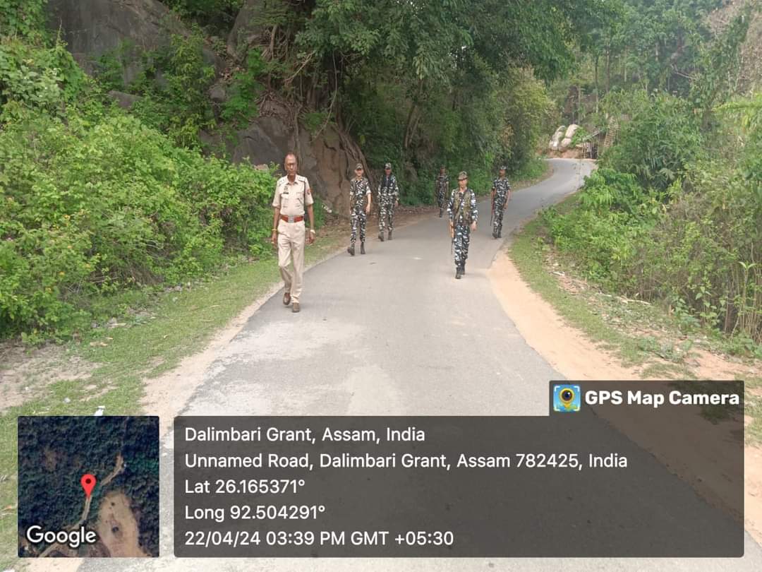 Area domination conducted by OP staff and CAPF personnel under Mowamari OP and Amsoi OP area.
@gpsinghips @assampolice @d_mukherjee_IPS @dc_nagaon @diprnagaon