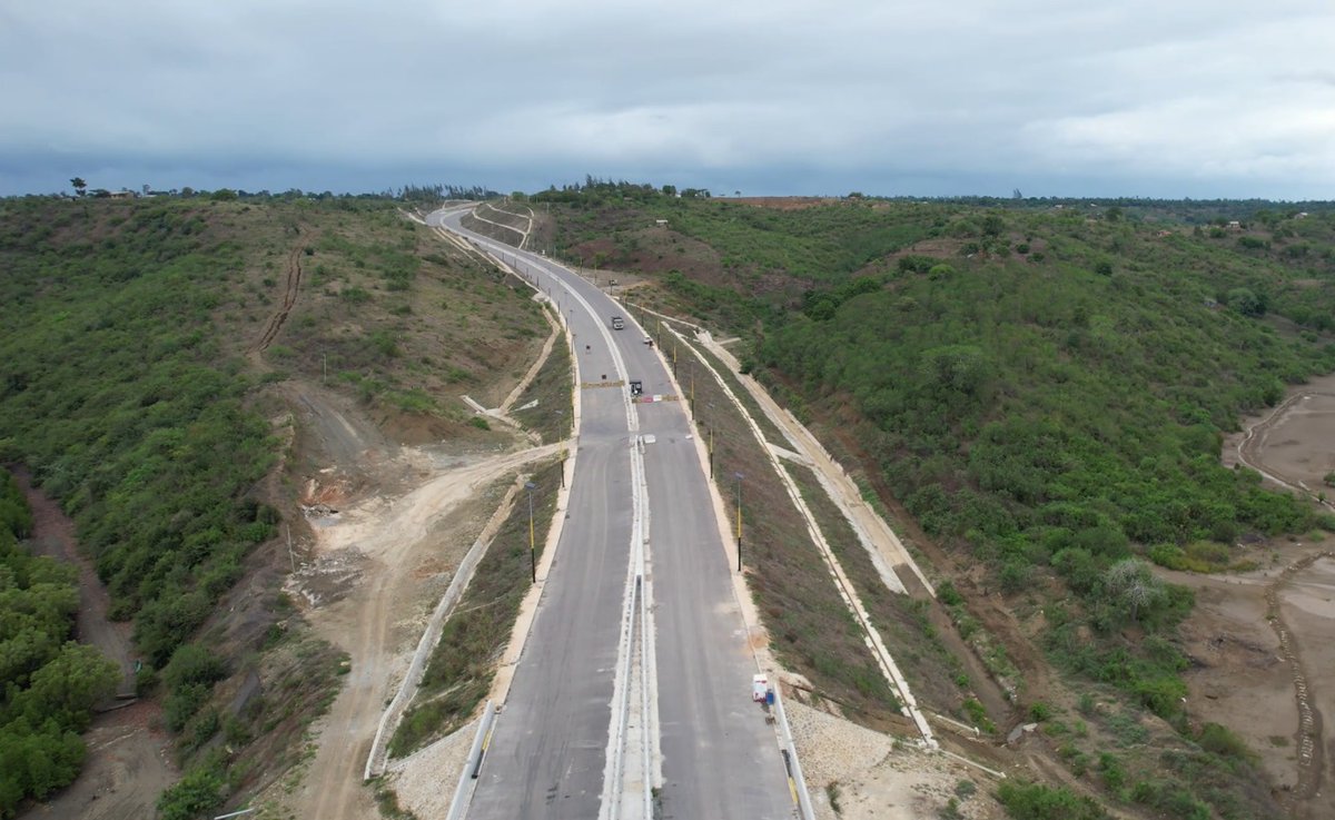 The project will also cut travel time from Mariakani to Ukunda in the South Coast to approximately 30 minutes down from 3 hours when using ferry. #KenyaVision2030 #DongoKunduBypass