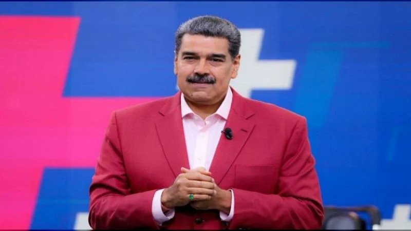 A través de la red social X, el presidente de la República, .@NicolasMaduro, extendió la invitación a sintonizar el programa Con Maduro+ que se transmitirá esta noche a las 7:00 p.m. a través del sistema de medios públicos y plataformas digitales. #sergetti #BloqueaElBloqueo