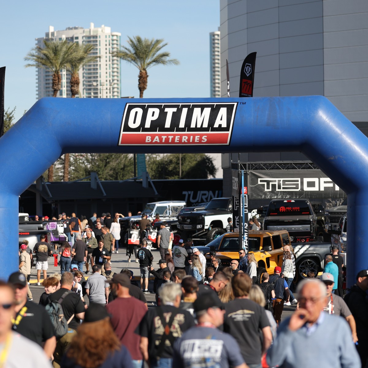 SEMASHOW tweet picture