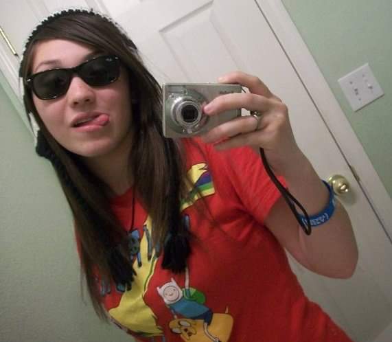 PKMTrainerKayla's tweet photo. Circa 2011. Peep the adventure time merch and the boobies bracelet. https://t.co/2UZAETLqk6