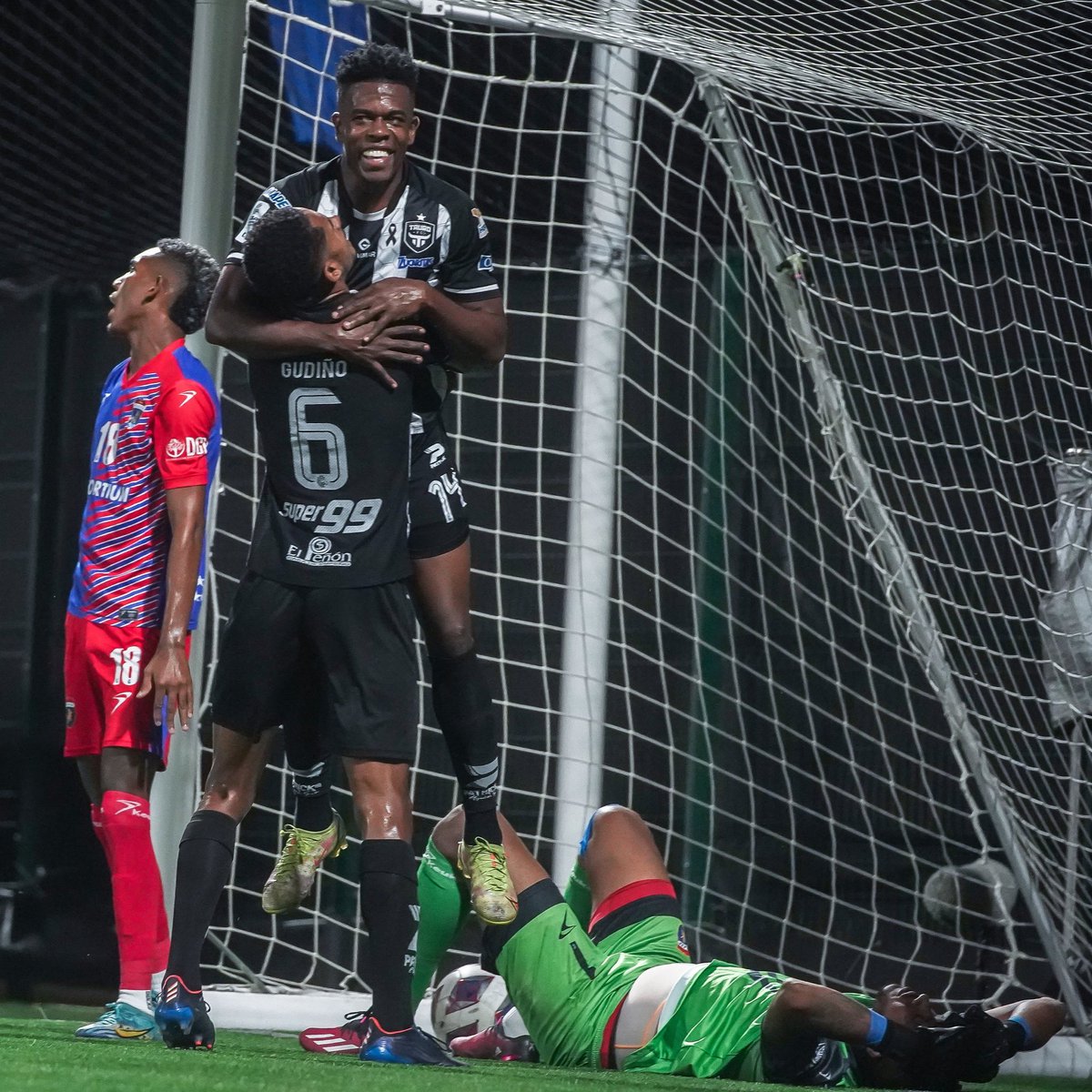 Tauro F.C. tweet media