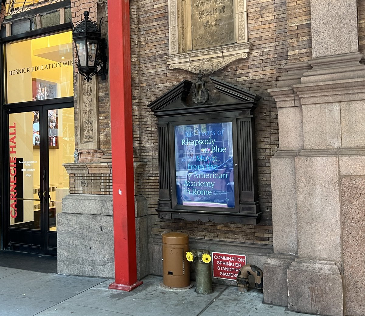 Love seeing the poster for this Thursday's Rome Prize Ceremony outside of Carnegie Hall!

We can't wait to announce the winners of the #RomePrize!