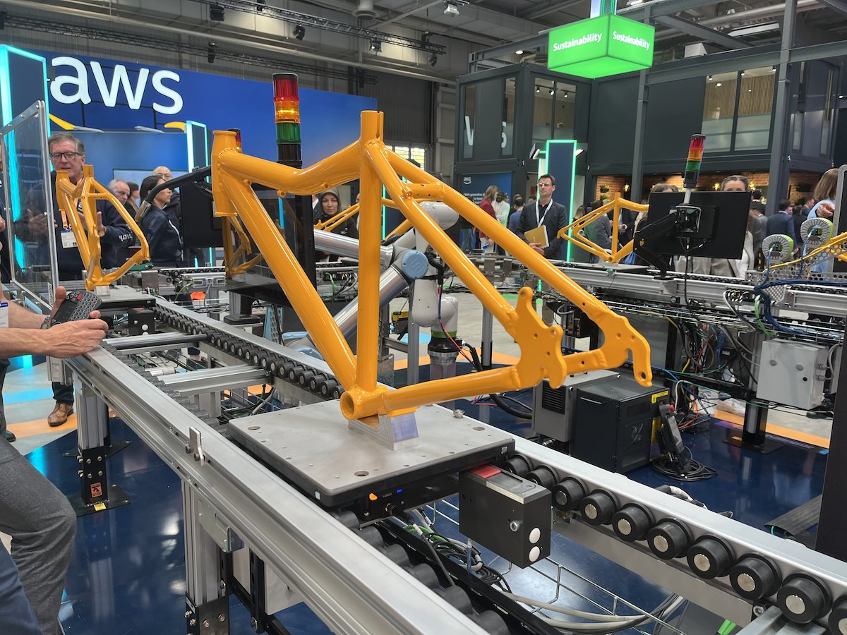 👏 The first day of @hannover_messe is in the books and it did not disappoint! Thank you to all our customers and partners (especially @awscloud) for a great kickoff to #HM24. 💡 Get a full rundown of what you can expect to see from #HighByte this week: bit.ly/4d9yeL7