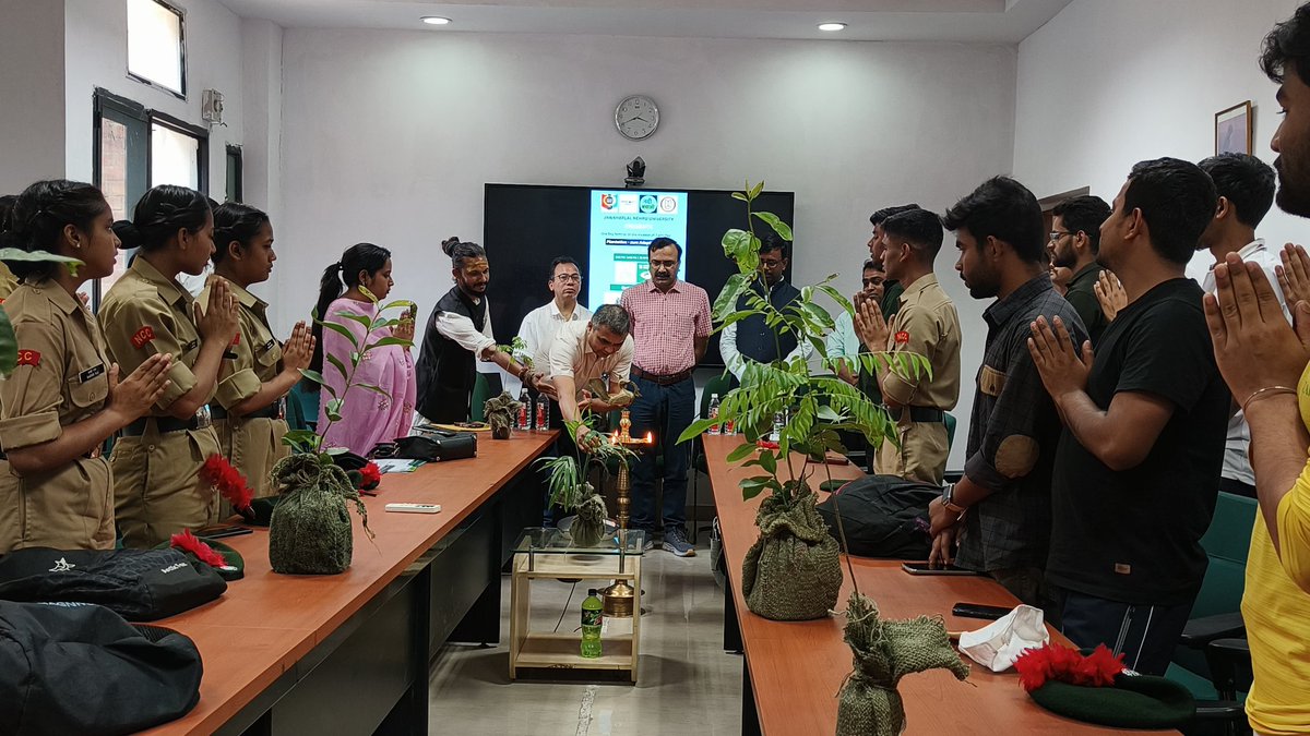 nccjnu's tweet photo. Cadets of 2 DAB NCC JNU and 3 DGBN NCC JNU united to celebrate World Earth Day 2024. Together, we adopted saplings, embodying our commitment to a sustainable future and the core values of NCC.

#EarthDay2024 #2DABNCCJNU
@HQ_DG_NCC @JNU_official_50 
@NCC_Dte_Delhi https://t.co/kWL6NVrrbh