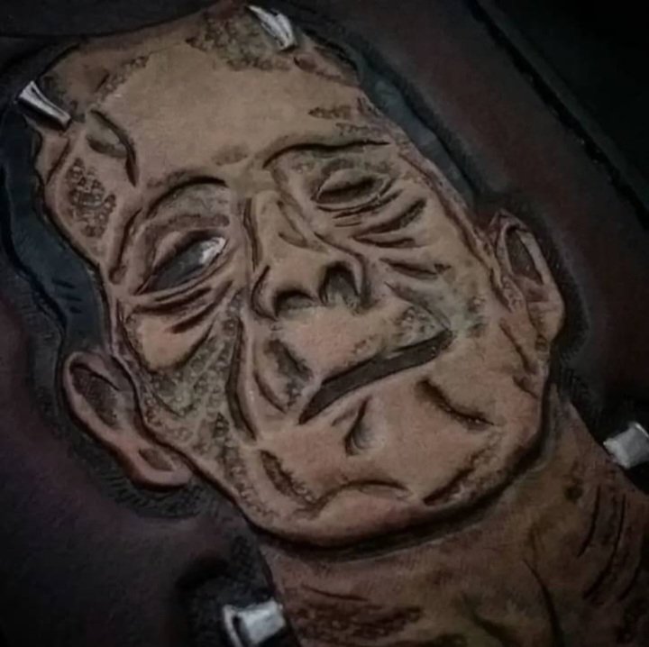 kgsleather's tweet photo. One of my favorite films The Bride of Frankenstein premiered in the U.S on this day April 22, 1935. Here's a leather project from many years ago featuring the bride and the monster. Probably a good time to make something with them again soon. https://t.co/JTrCuN4EHM