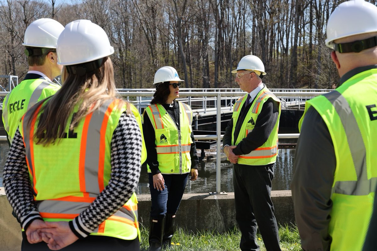 GovWhitmer's tweet photo. We’re making huge investments in our most precious natural resource – our water. These $290 million of voter-approved bonds will remove lead service lines, repair treatment plants and more. Let’s ensure every Michigander has access to safe, clean water right from their taps. https://t.co/LhjsOvPEEF