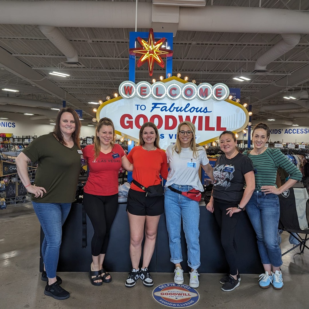 #JLLV Members embraced Earth Day early this year by helping out  @GoodwillVegas

The group inventoried and merchandised items while learning how Goodwill offers training and job resources to the community. 
#jllv #diad #sustainability #conservation #trashtotreasure 🌎 ❤️ 🌍