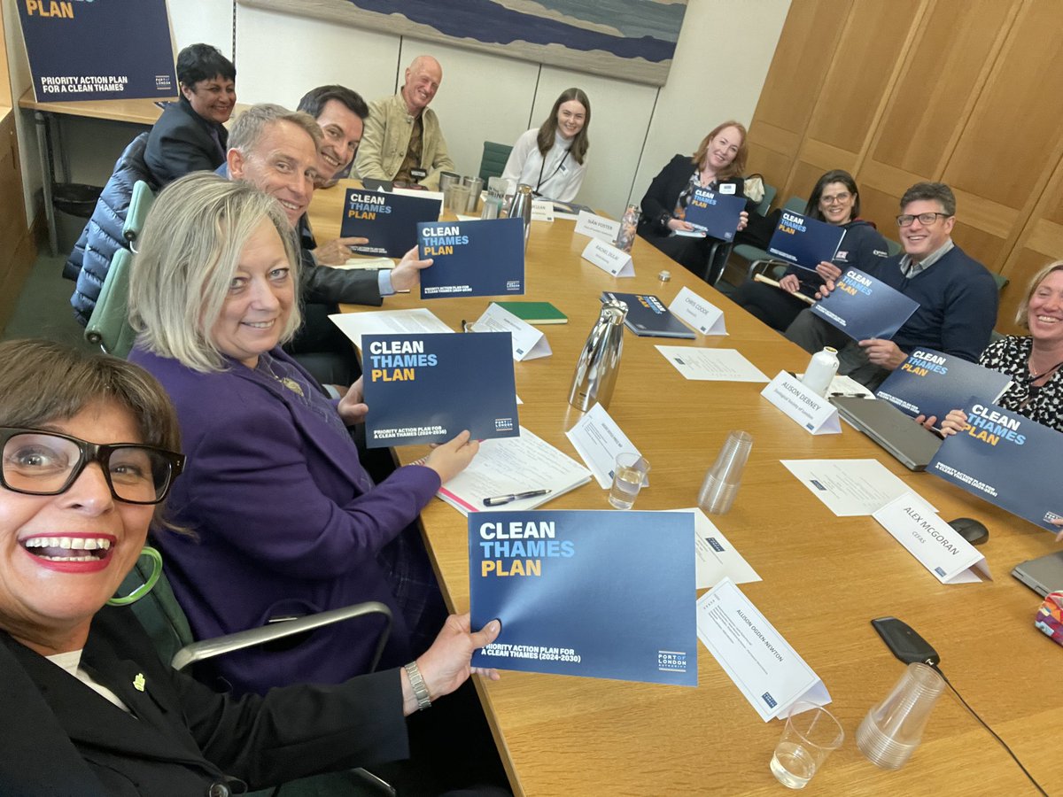 Proud to be amongst a great group today launching @LondonPortAuth strategy to clean up the Thames #CleanThamesPlan hosted by @JackieDP Time to listen to @Thames21 @ZSL & tackle the sewerage, litter and waste blighting our one and only Thames @KeepBritainTidy
