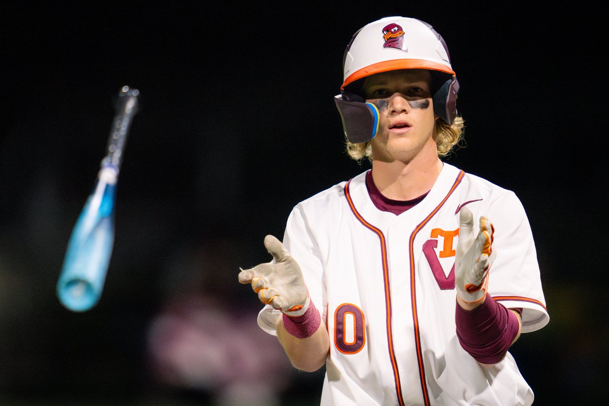 𝙅𝙪𝙨𝙩 𝙙𝙤𝙞𝙣𝙜 𝙝𝙞𝙨 𝙩𝙝𝙞𝙣𝙜 💼 @bc2watson batted multiple hits during each of Virginia Tech's four games last week. His .𝟑𝟗𝟐 batting average currently ranks among the top 50 NCAA Division I hitters. #Hokies 🦃⚾️