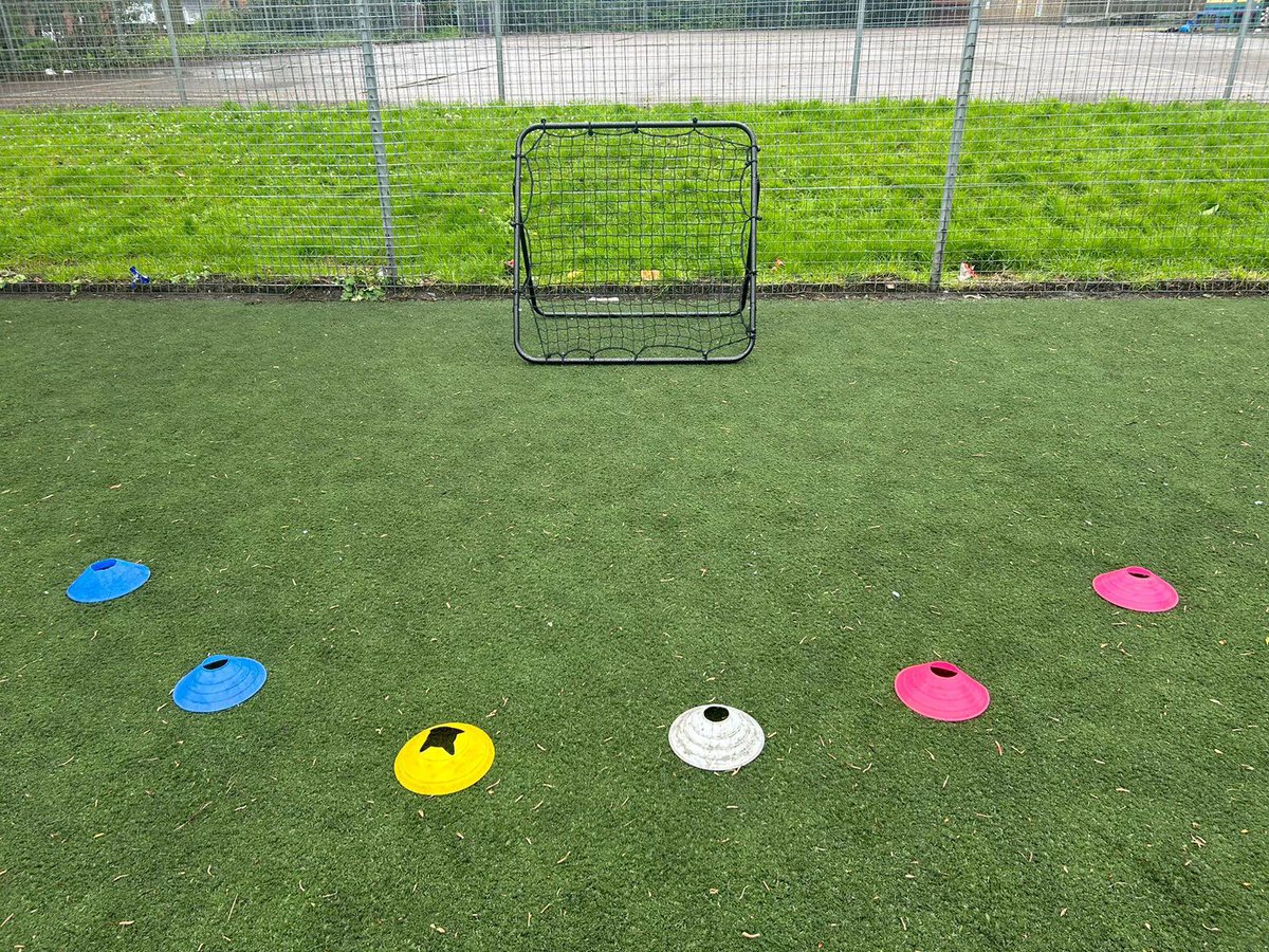 Our #Tchoukball session with Year 1 & 2 at Horbury Primary Academy!!😃

Well done to everyone who took part and gave 100% effort!!👏🏻

#ACESport #PE #Sport #PhysEd