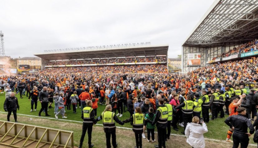 Some Saturday at Tannadice 🧡🖤