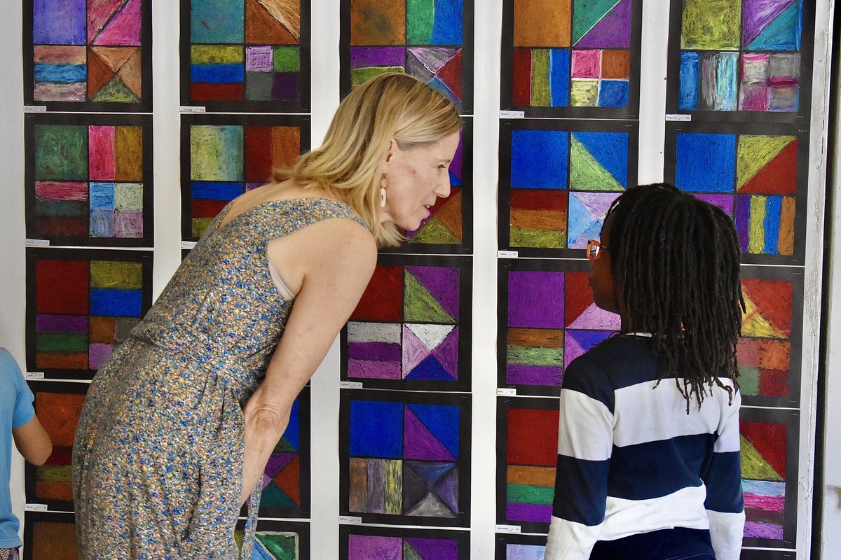 ISDakar's tweet photo. From April 22nd-24th, parents of 1st to 5th graders are invited to join their child during their scheduled art time for our Artapalooza event. There will be artwork viewings &amp; discussions, activities, a scavenger hunt, music, snacks, and a photo booth! #ISDakar #Artapalooza https://t.co/I15Urd0HdT