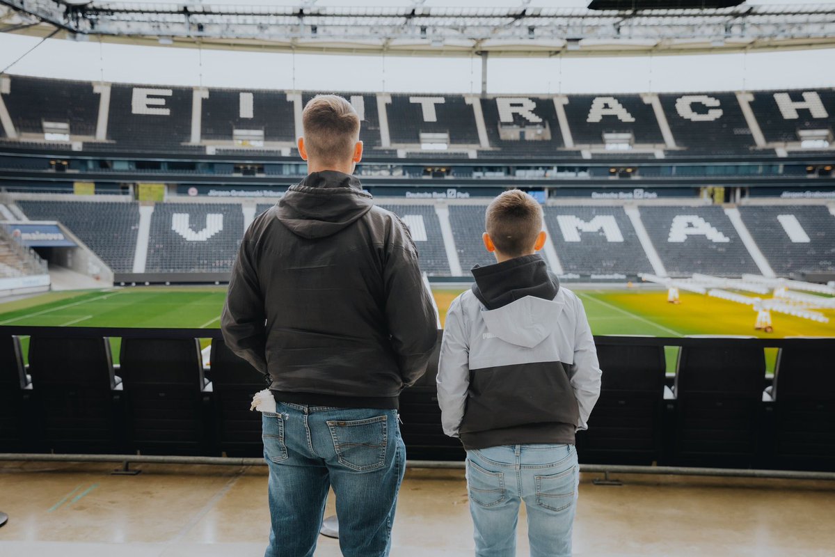 There’s no place like it! 🏟️❤️ We were delighted to host members of EFC Washington DC for a the full tour of @DeuBaPark this weekend. 🦅 #SGE