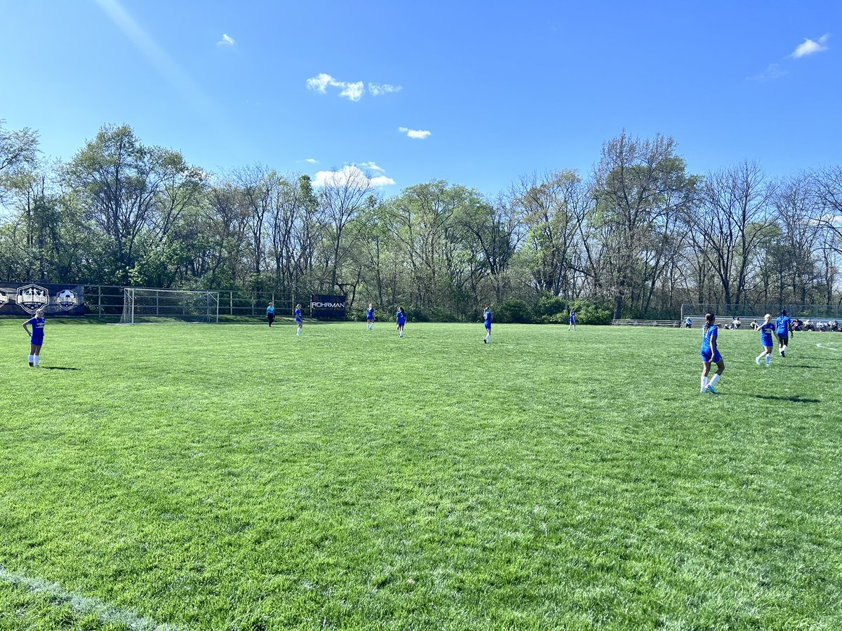 @CarmelFCHQ 2010 girls Blue started spring 2024 season connecting well as a team. 2-0-1. Looking forward to a strong training week and a two game weekend!