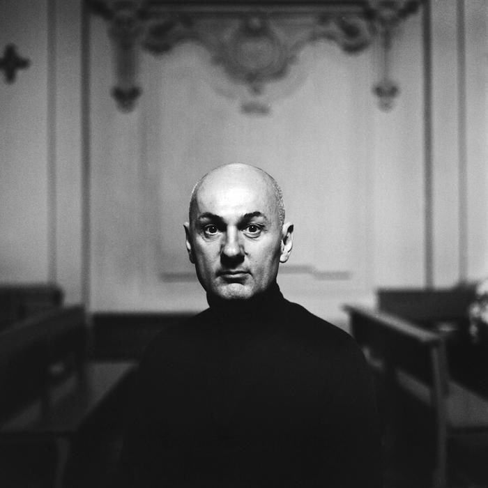 DÍA TRISTE

Lamentamos el fallecimiento del fotógrafo Pierre Gonnord, a los 60 años, uno de los retratistas contemporáneos más importantes. 

Siempre nos quedará su obra.

📷 Estela de Castro