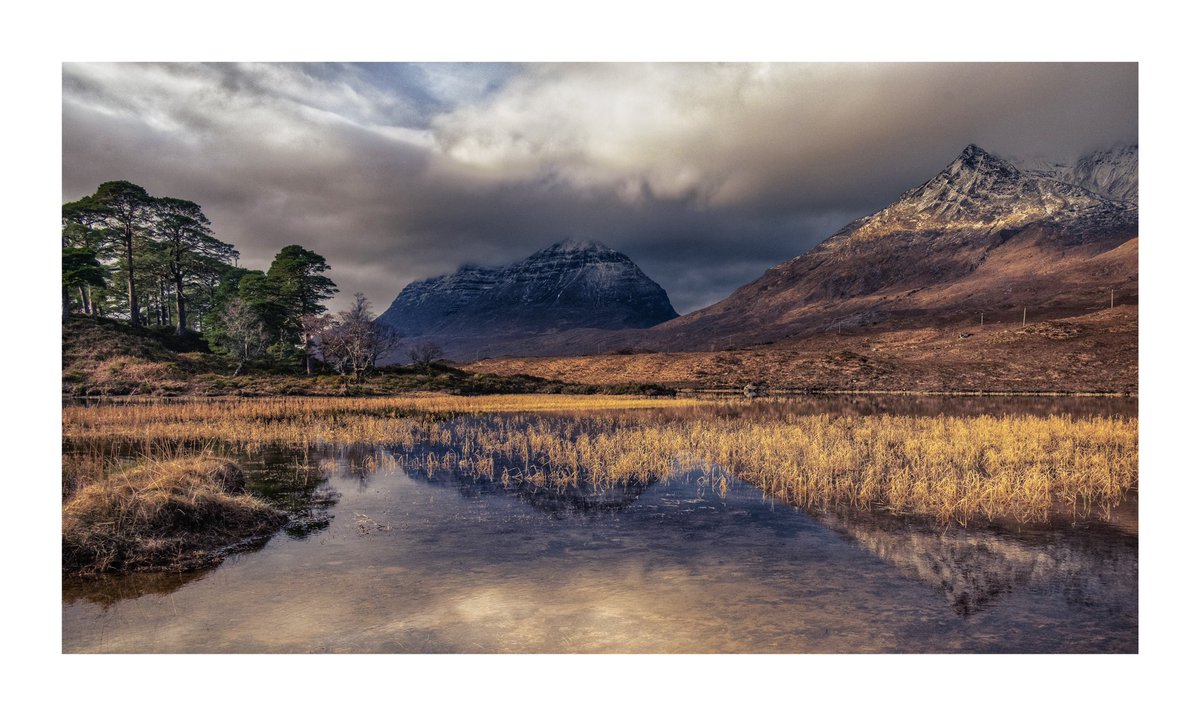 Take your breath away Not my usual kind of image but I couldn’t help but gasp in awe at the scene. 5 DAYS - ELEMENTS SCOTLAND Photography Workshop 2024 youtu.be/vTCZcDZDmG0 #landscapephotography #stunned #nikon #incrediblemountains @UKNikon