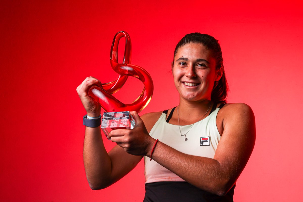 👋Bienvenida al Top 100, campeona 🏆 @juliriera02 🔝 📸 Axion Open