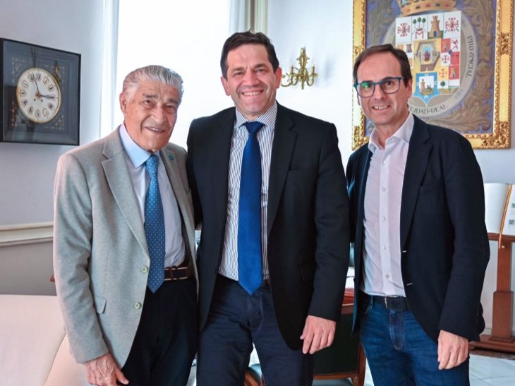 AFAS (@afas_tomelloso) on Twitter photo 🍀 El presidente de la <a href="/DiputacionCR/">Diputación de C.Real</a> nos recibe en el Palacio Provincial para mantener un encuentro con el presidente y el gerente de la Asociación y poner en valor el trabajo que realizamos para mejorar la calidad de vida de las Personas con discapacidad en la provincia 👏 🍀 El presidente de la <a href="/DiputacionCR/">Diputación de C.Real</a> nos recibe en el Palacio Provincial para mantener un encuentro con el presidente y el gerente de la Asociación y poner en valor el trabajo que realizamos para mejorar la calidad de vida de las Personas con discapacidad en la provincia 👏
