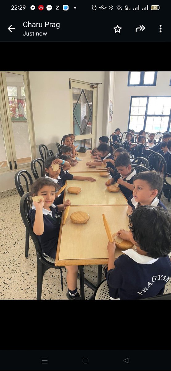 Little Pragyanians of KG and UKG # Educational trip to a nearby cropland # flour mill # the journey of chapati right from the field to the plate. 
Practical learning #roti making activity.
<a href="/pragyanschool/">Pragyan School, Greater Noida</a> <a href="/Ruchikash05/">Ruchika Sharma</a>