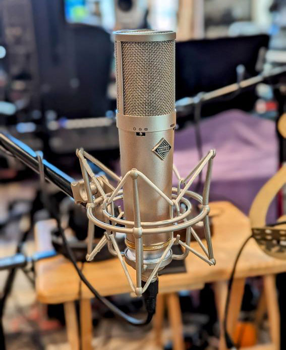 Beautiful UT Twin87 shot from @rickrockzusa! Thanks Rick! 
#recordingstudio #musicproduction #audioproduction 

Learn more about the UT Twin87 here: bit.ly/3xLsTtb