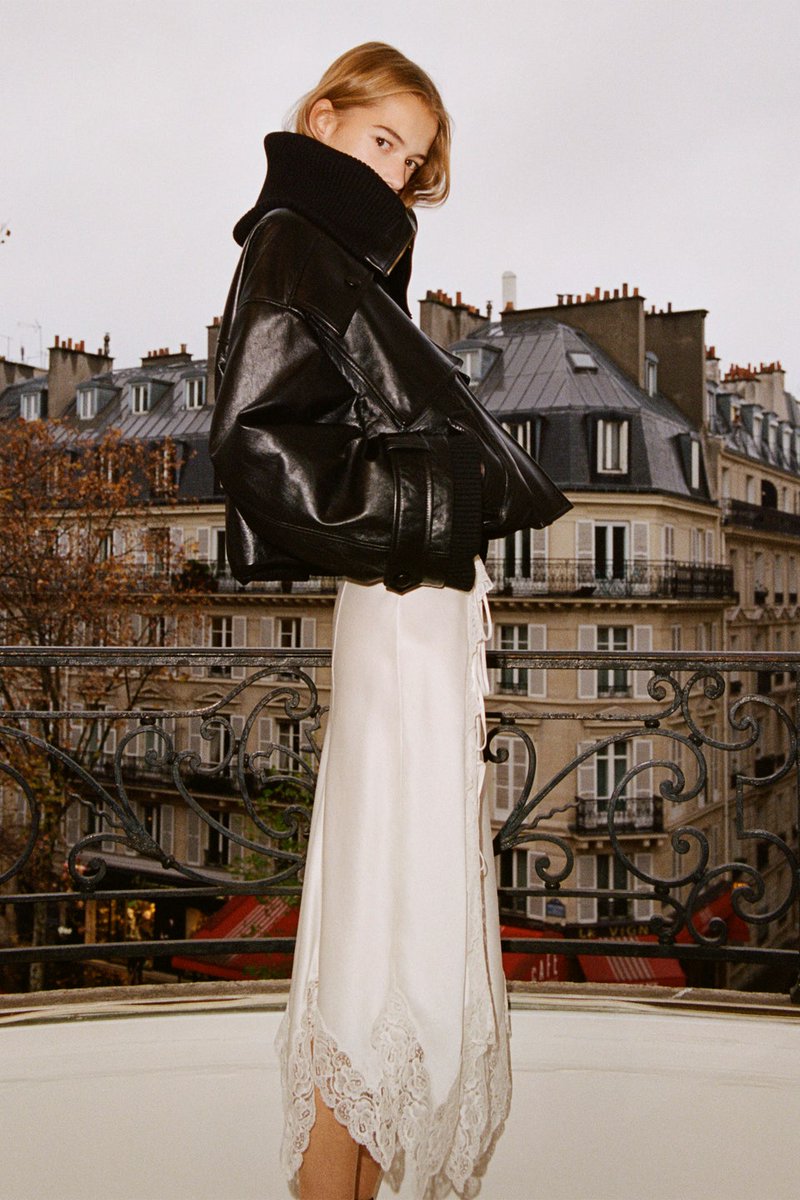 LadymiaMicky's tweet image. Collezione PreFall 24 Chloe @chloefashion #chloe #PreFall24 #moda #outfit #look #fashion #fashionstyle #style #fashionista #trendy #tendenza #glam #glamour #musthave 👗😍❤️