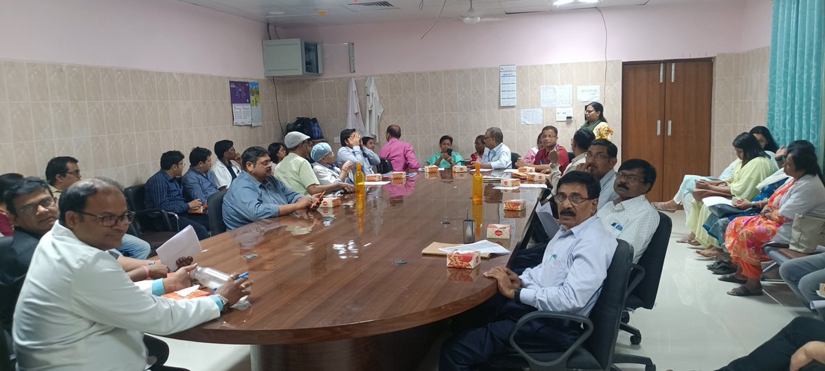 NISHTHA_CPHC's tweet photo. NISHTHA organized an #Orientationworkshop for #NQAScertification of health facilities in Ranchi, #Jharkhand. More than 50 district officials, including MOs and healthcare staff, attended the session. Together, let's shape a brighter future for healthcare! https://t.co/bqZPVIz9zs