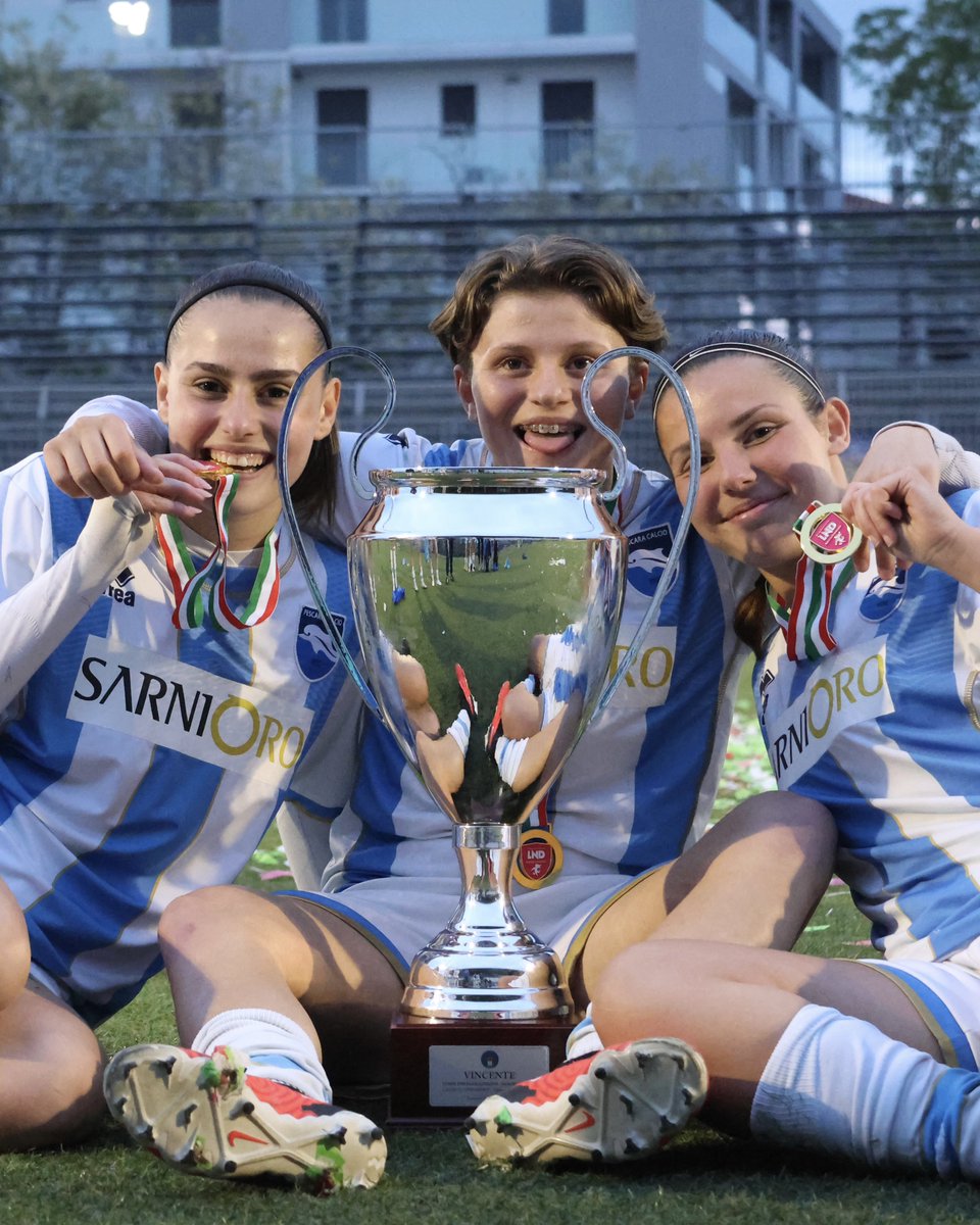 🏆🇮🇹 𝐂𝐎𝐏𝐏𝐀 𝐈𝐓𝐀𝐋𝐈𝐀 • 𝐀𝐁𝐑𝐔𝐙𝐙𝐎 👏🤍💙