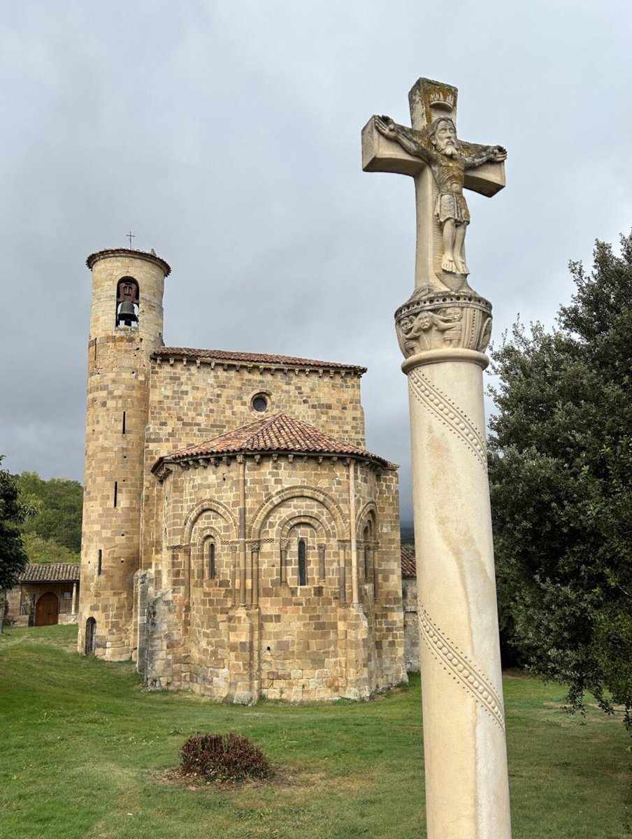 NUEVO POST🚨🎉!! Hacía tiempo que no publicábamos aunque ganas teníamos de hacerlo. Aquí os compartimos una lista de 10 lugares maravillosos que conocimos en nuestro último viaje a Cantabria, una región a la que siempre hay ganas de volver🌊⛰️🔝👉 mipasaportepidesellos.es/10-maravillas-… #Travel