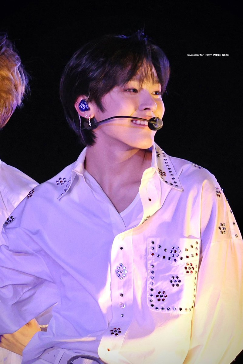 1oveletter_'s tweet photo. 240420 SMTOWN FIREWORKS

천사를 보고 옴

#리쿠 #RIKU #リク #NCTWISH https://t.co/qTyGidL9Td
