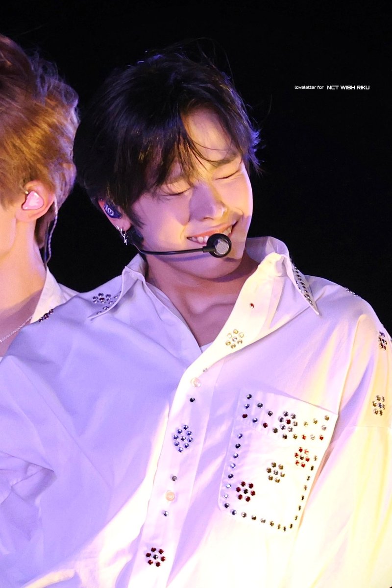 1oveletter_'s tweet photo. 240420 SMTOWN FIREWORKS

천사를 보고 옴

#리쿠 #RIKU #リク #NCTWISH https://t.co/qTyGidL9Td