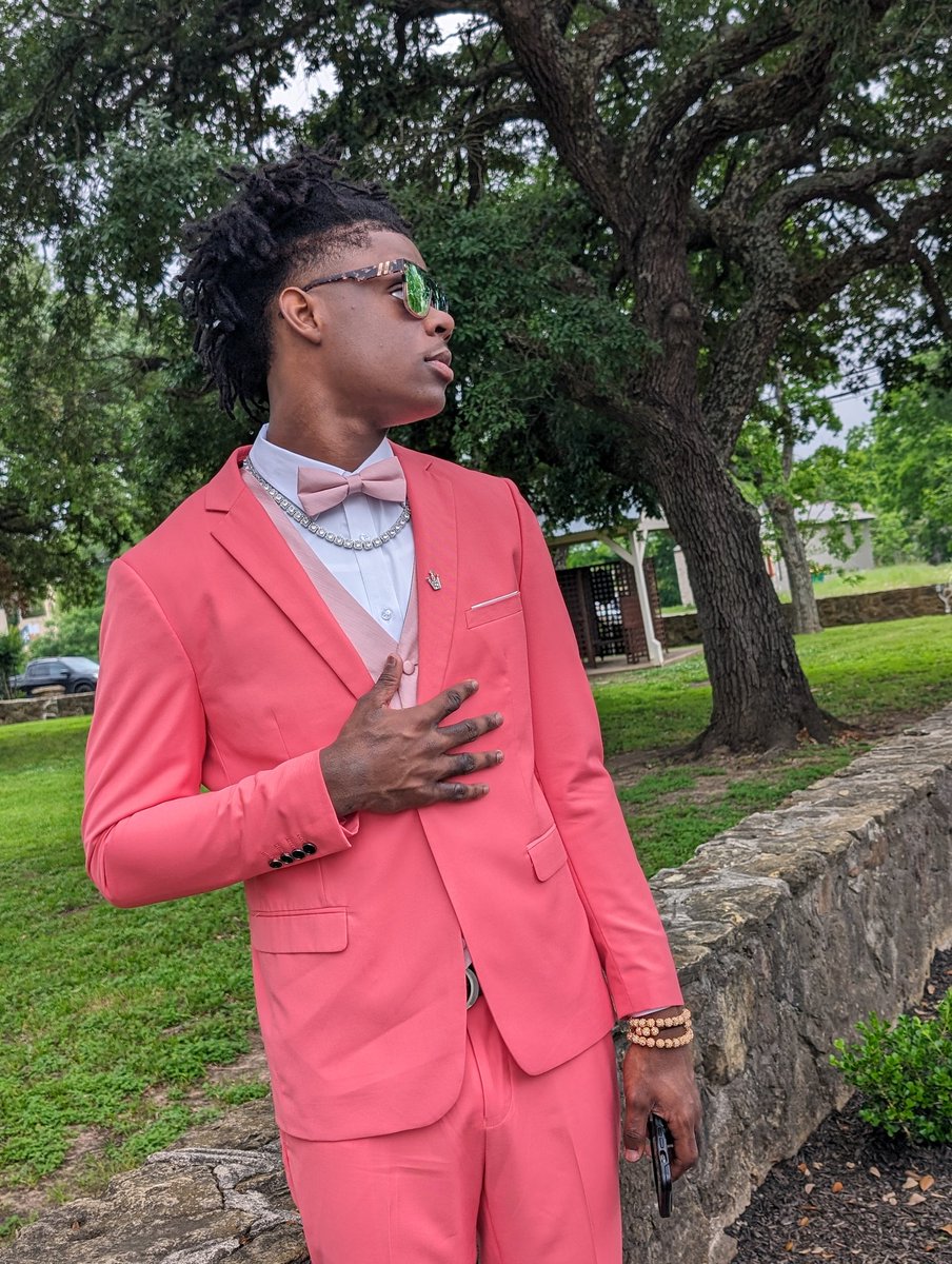 lewisondeck's tweet photo. StrangeLove🫀 #prom2024 https://t.co/oUqHQa9RsN