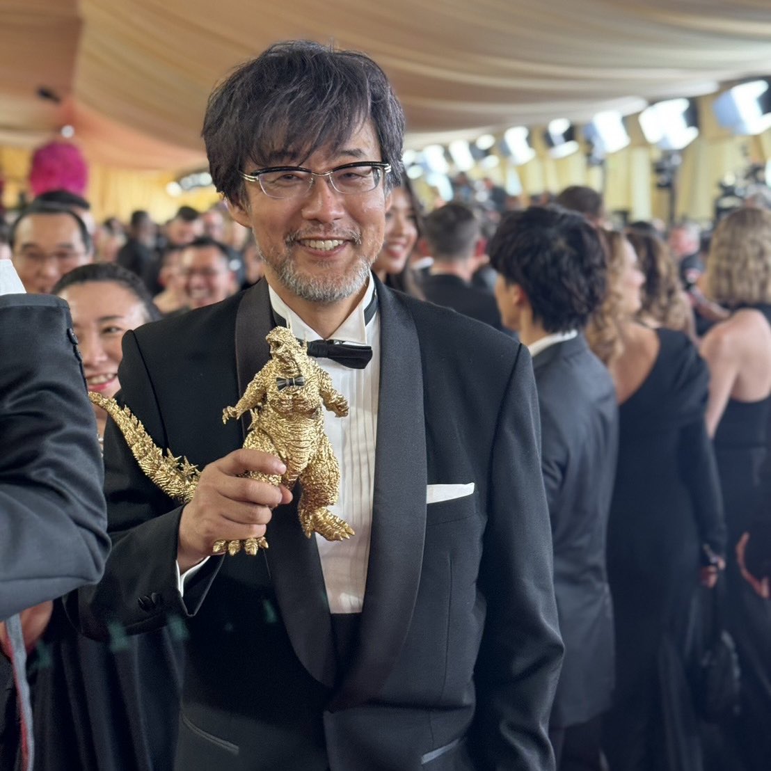 Hace historia la película 'Godzilla: Minus One' (@godzilla231103) en los #Oscar2024 al ganar el premio a 'Mejores Efectos Visuales'.
insurgentepress.com.mx/godzilla-minus…