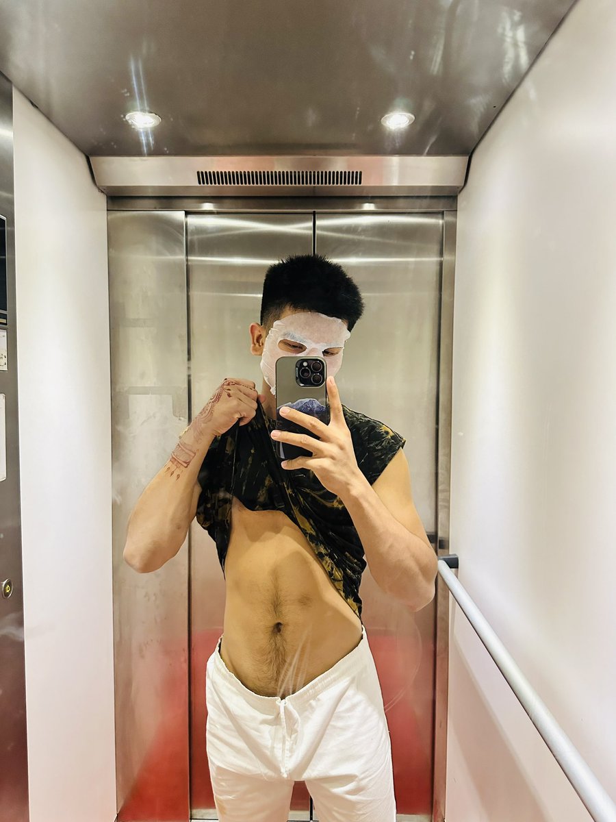 UNgaLay5's tweet photo. 🎭 https://t.co/Koinuet8Qe