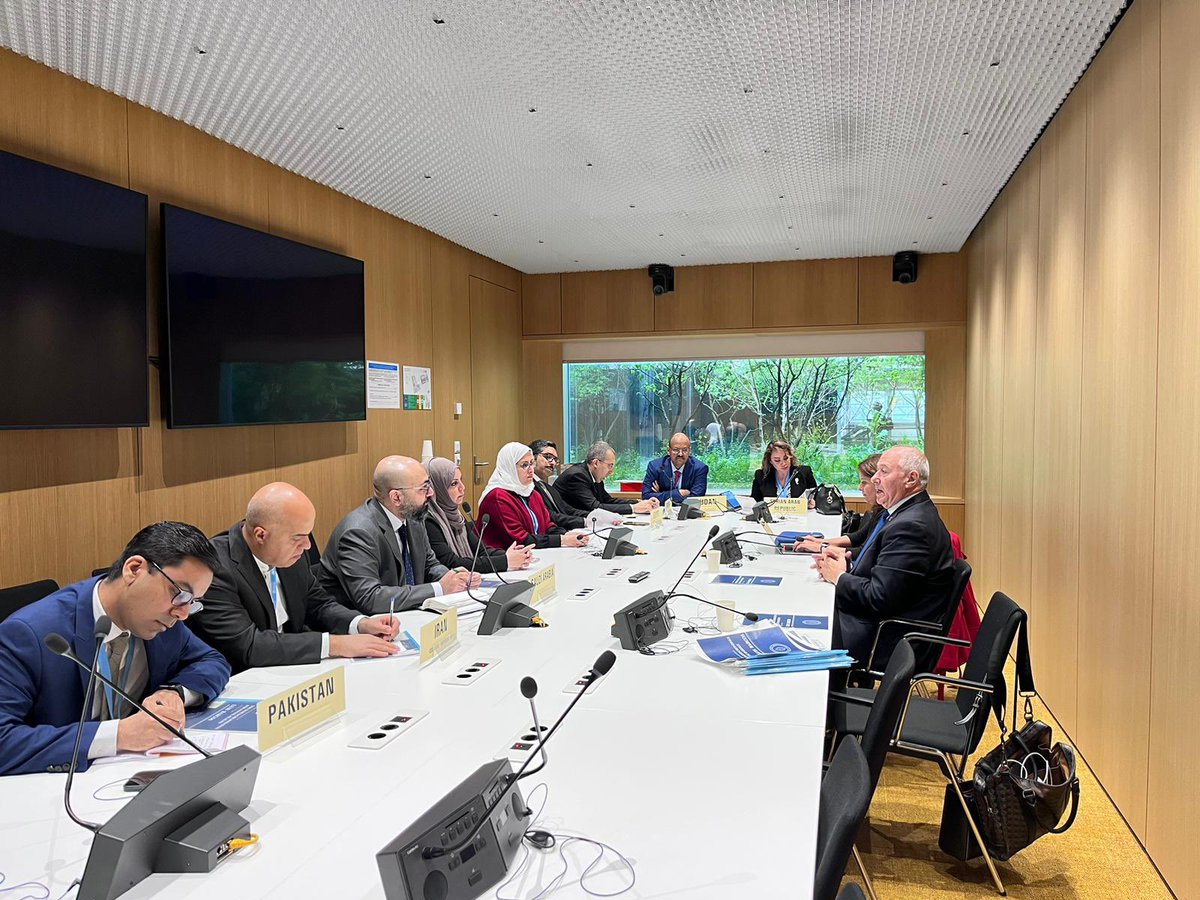 El Dr. Luis Barcos, candidato 🇦🇷 a la OMSA se encuentra en🇨🇭para reuniones. Su impecable trayectoria, sus excelentes credenciales académicas y profesionales y su profundo conocimiento de la OMSA lo convierten en el líder natural de la organización en tiempos de grandes desafíos.