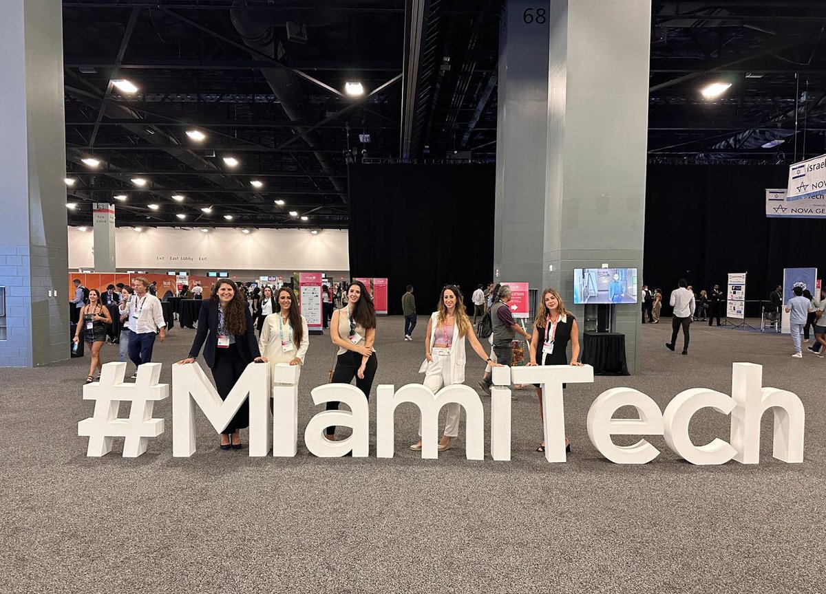🦁🌆⛵️WILD #MiamiTechWeek Primera experiencia en la @eMergeAmericas … y no va a ser la última! Hemos conocido gente y proyectos increibles, gracias por acogernos como en casa.